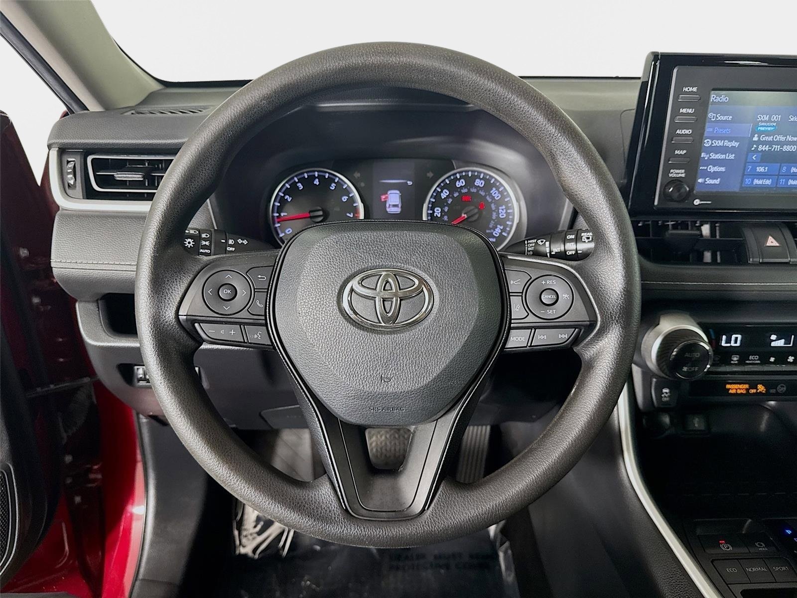 Used 2021 Ruby Flare Pearl Toyota XLE image 12