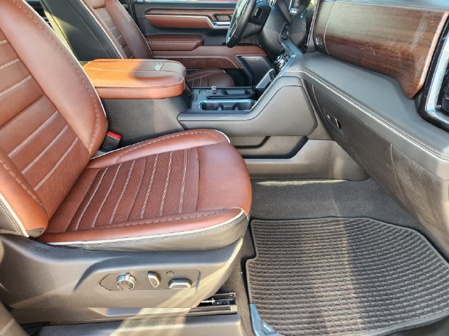 2026 GMC Sierra 3500HD Denali Ultimate - Photo 14