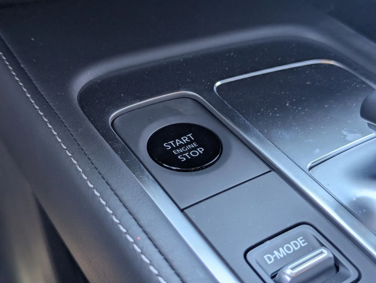 New 2027 HARBOR GRAY INFINITI Sport AWD image 25