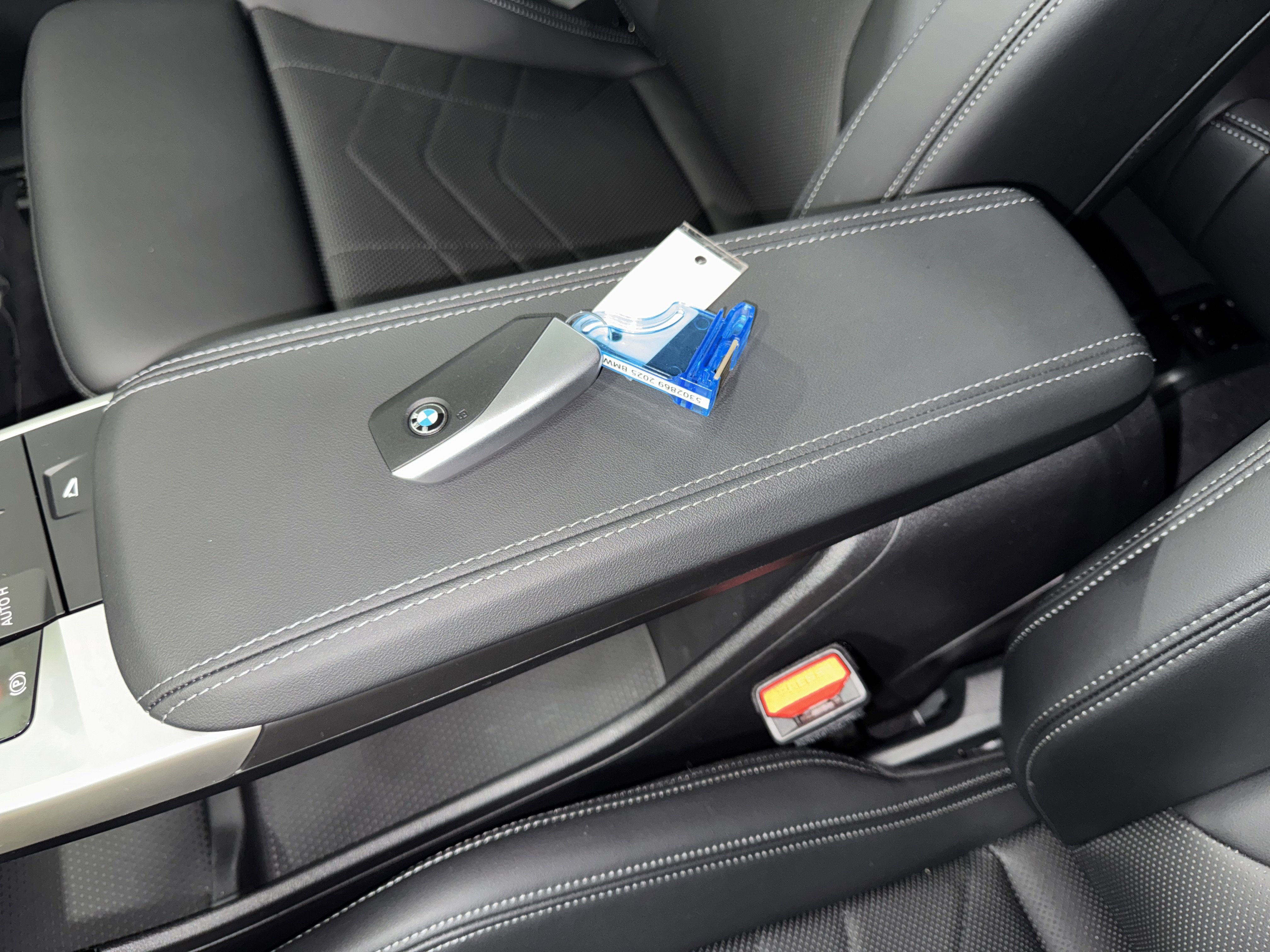 Used 2025 Phytonic Blue Metallic BMW xDrive28i image 29