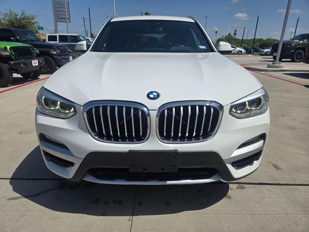 Used 2019 White BMW sDrive30i image 8
