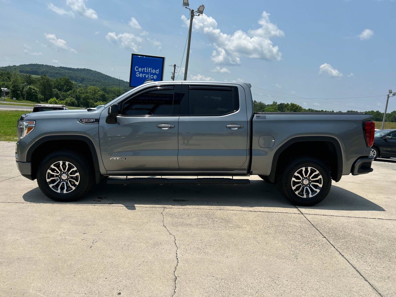 2021 GMC Sierra 1500 AT4 - Photo 7