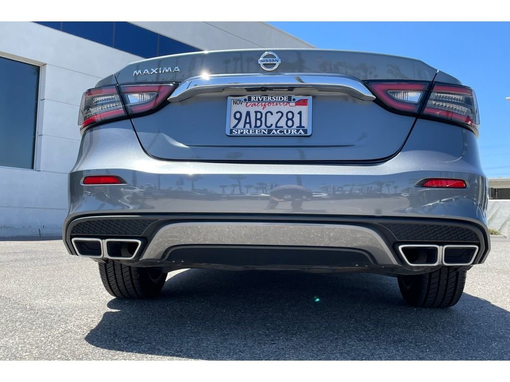 Used 2019 Gun Metallic Nissan S image 43