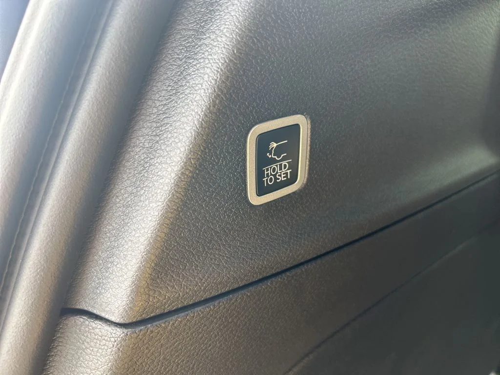 New 2027 Black Chrysler Limited image 10