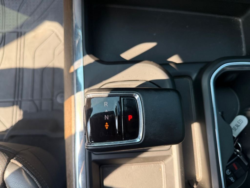 Used 2023 Gray Chevrolet High Country image 37