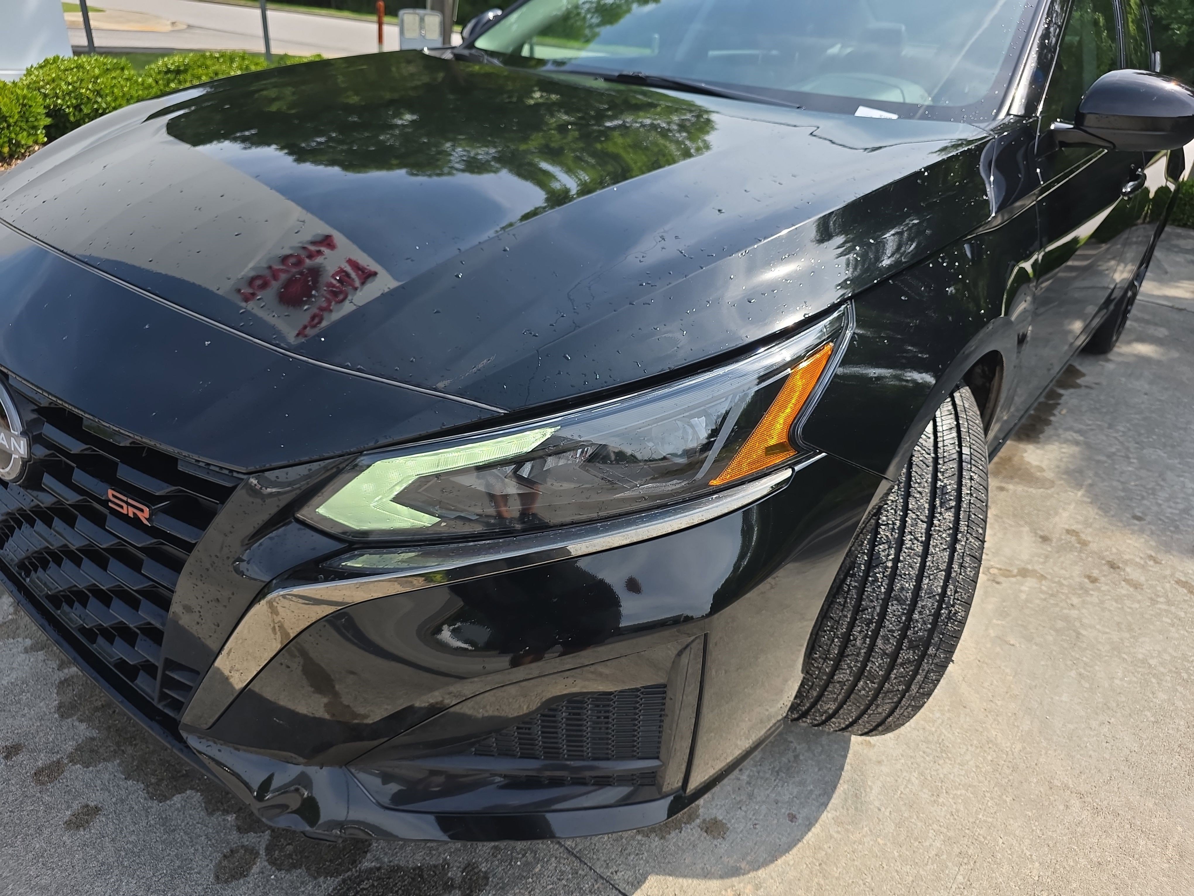 Used 2025 Super Black Nissan SR image 9
