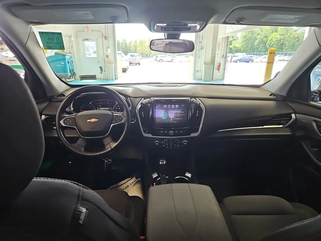 Used 2019 Gray Chevrolet LT image 11