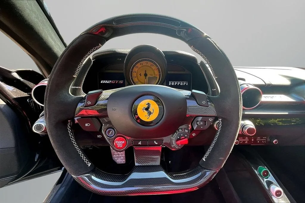 Used 2023 Nero Daytona Ferrari  image 9