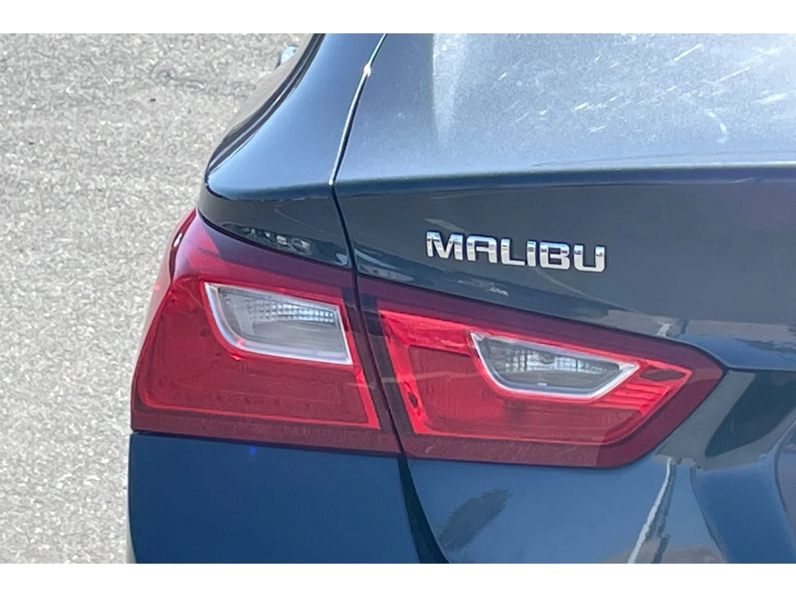 Used 2020 Shadow Gray Metallic Chevrolet LS image 39
