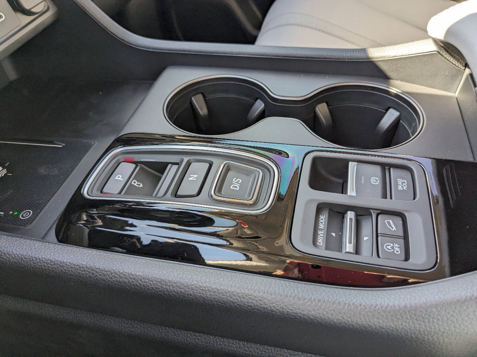 2025 Honda Pilot EX-L - Photo 15