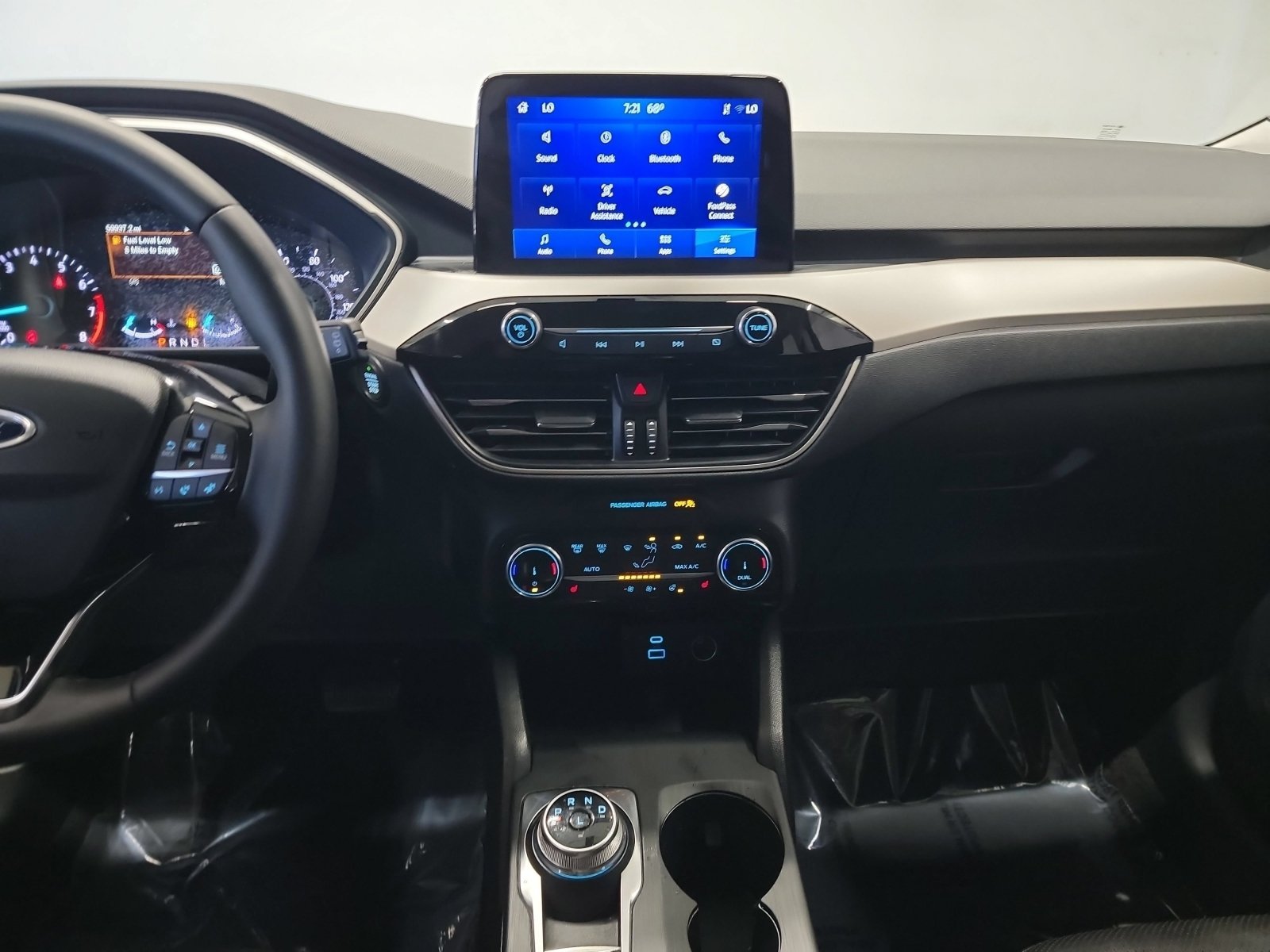 Used 2022 Blue Metallic Ford SEL image 19