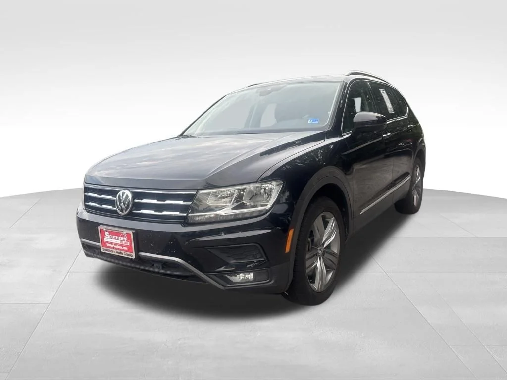 Used 2021 Black Volkswagen 2.0T SEL image 30