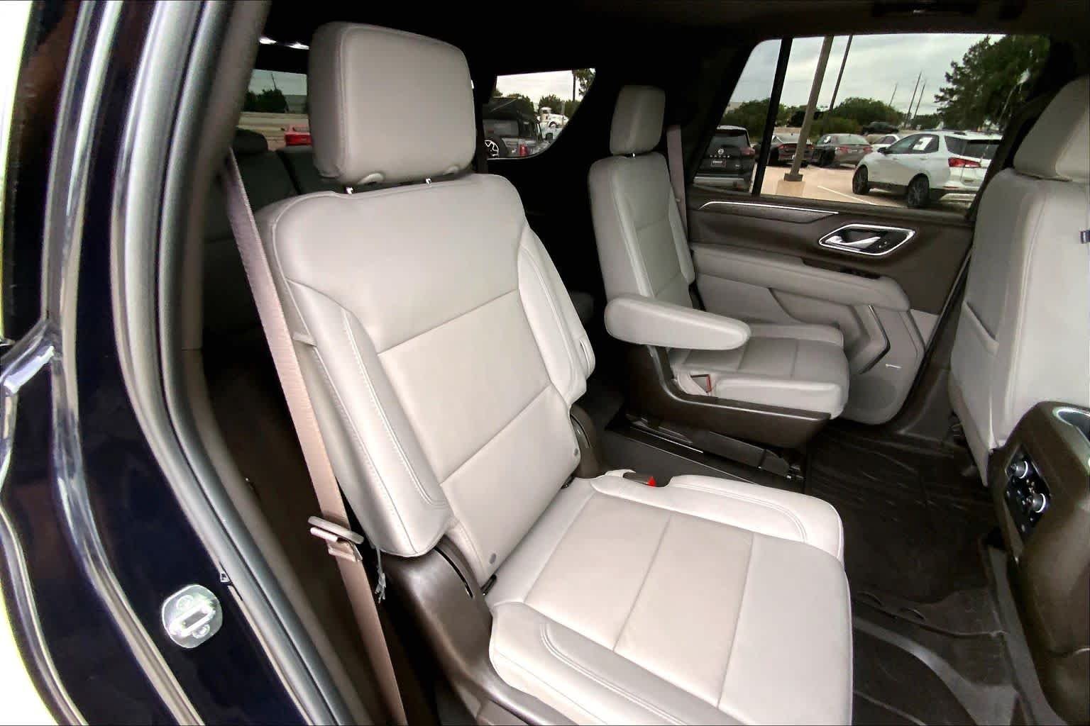 Used 2023 Midnight Blue Metallic Chevrolet Z71 image 19