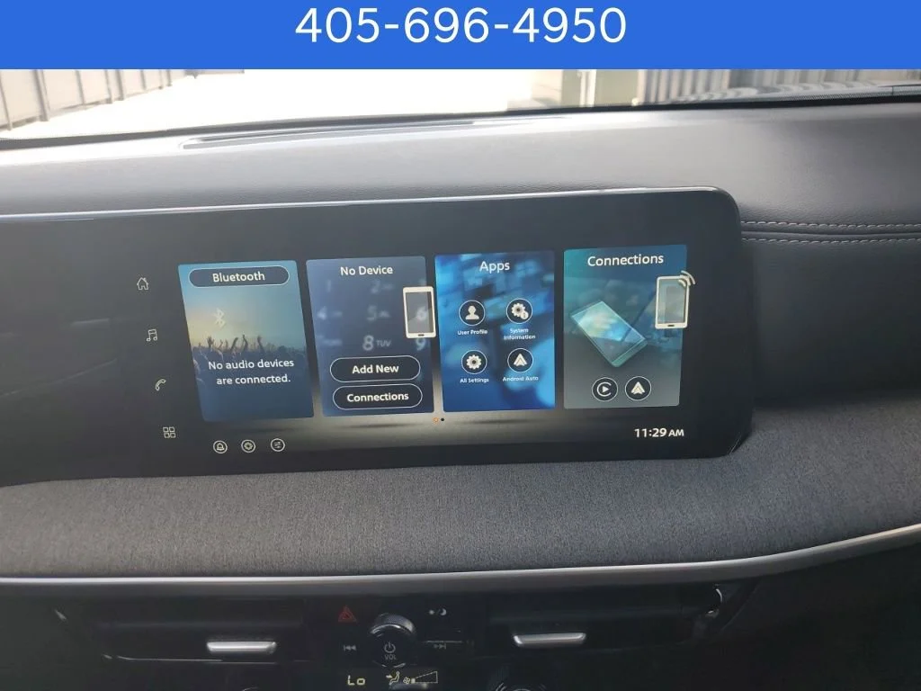 Pre-Owned 2026 Nissan Kicks SV