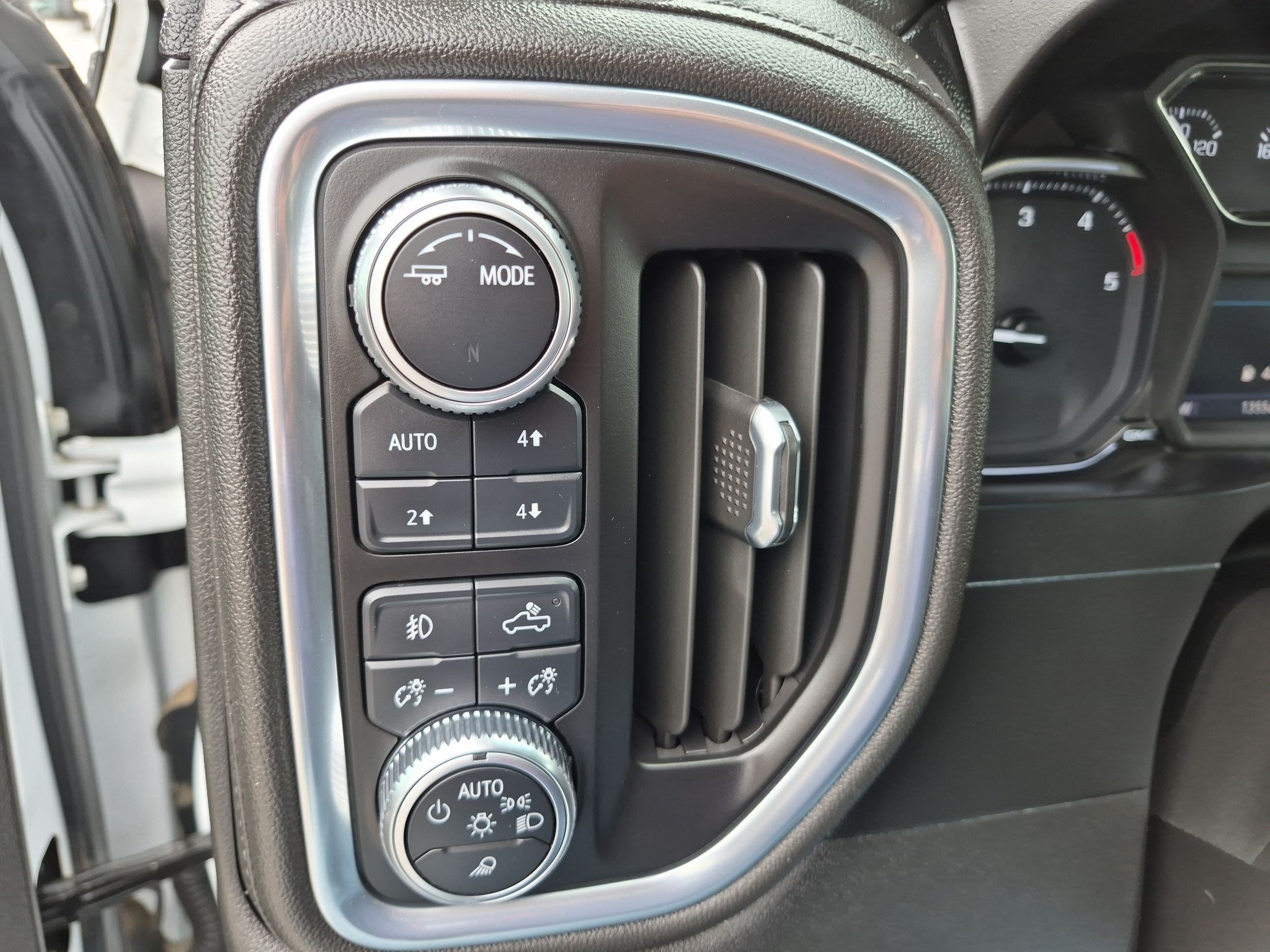 2022 GMC Sierra 3500HD SLT - Photo 23