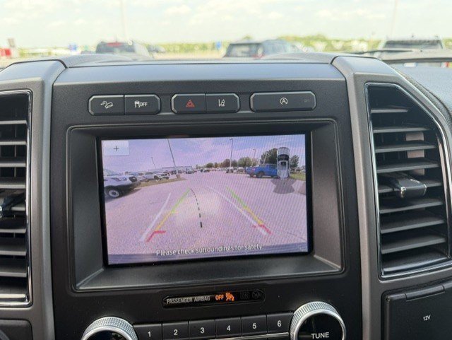 Used 2021 White Metallic Ford XLT image 20
