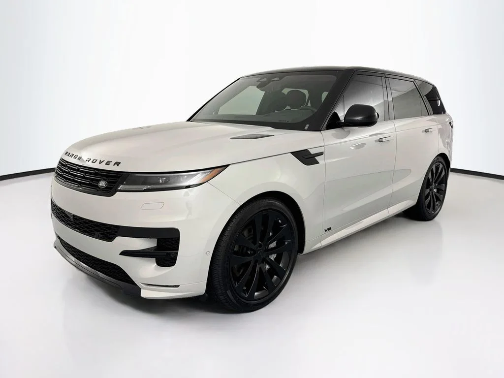 New 2026 Borasco Grey Land Rover Dynamic SE image 1