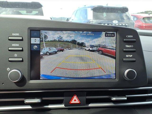 2025 Hyundai Elantra SE - Photo 8