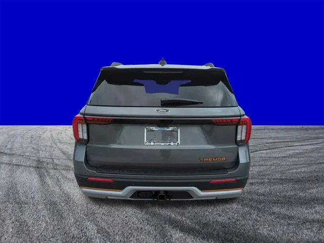 New 2026 Carbonized Gray Metallic Ford Tremor® image 5