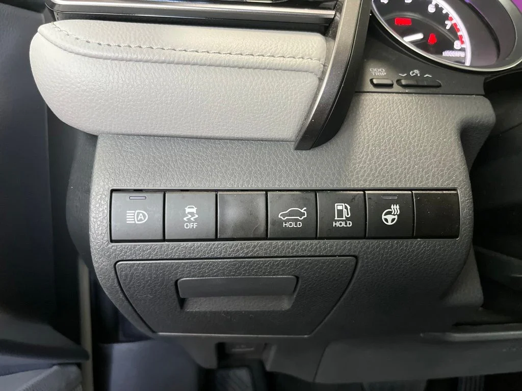Used 2024 White Toyota LE image 13