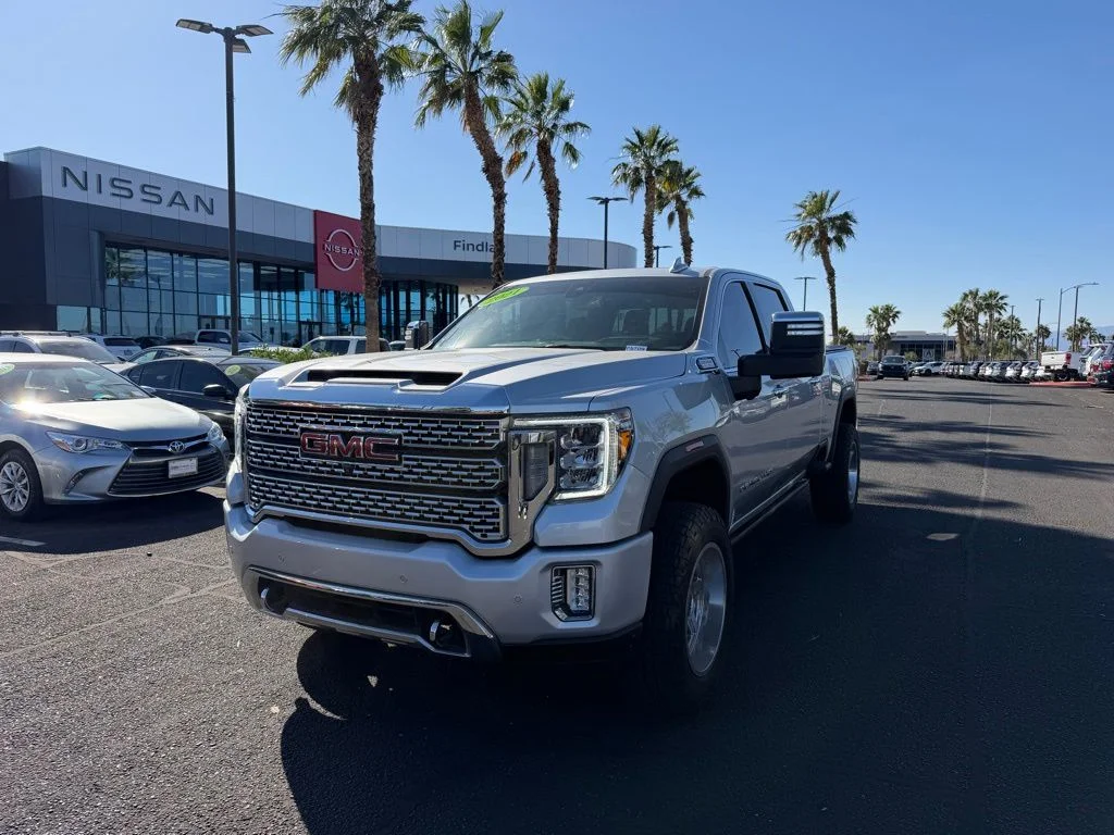 2021 GMC Sierra 4WD Crew Cab Standard Box Denali's photo