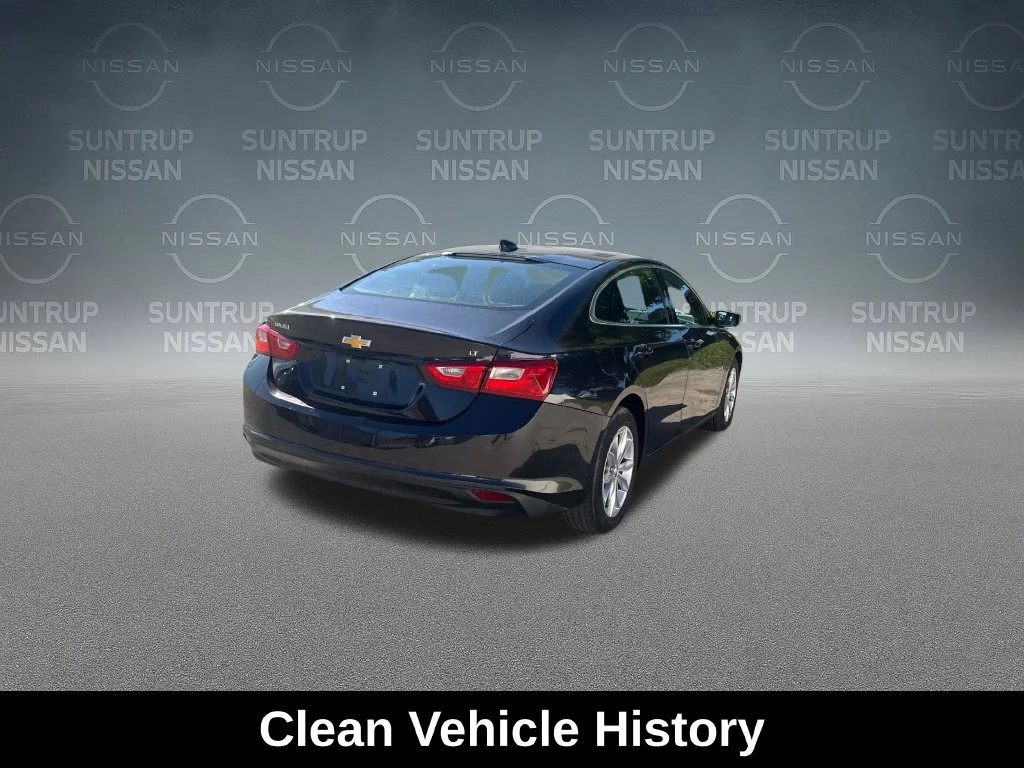 Used 2023 Gray Chevrolet LT image 6