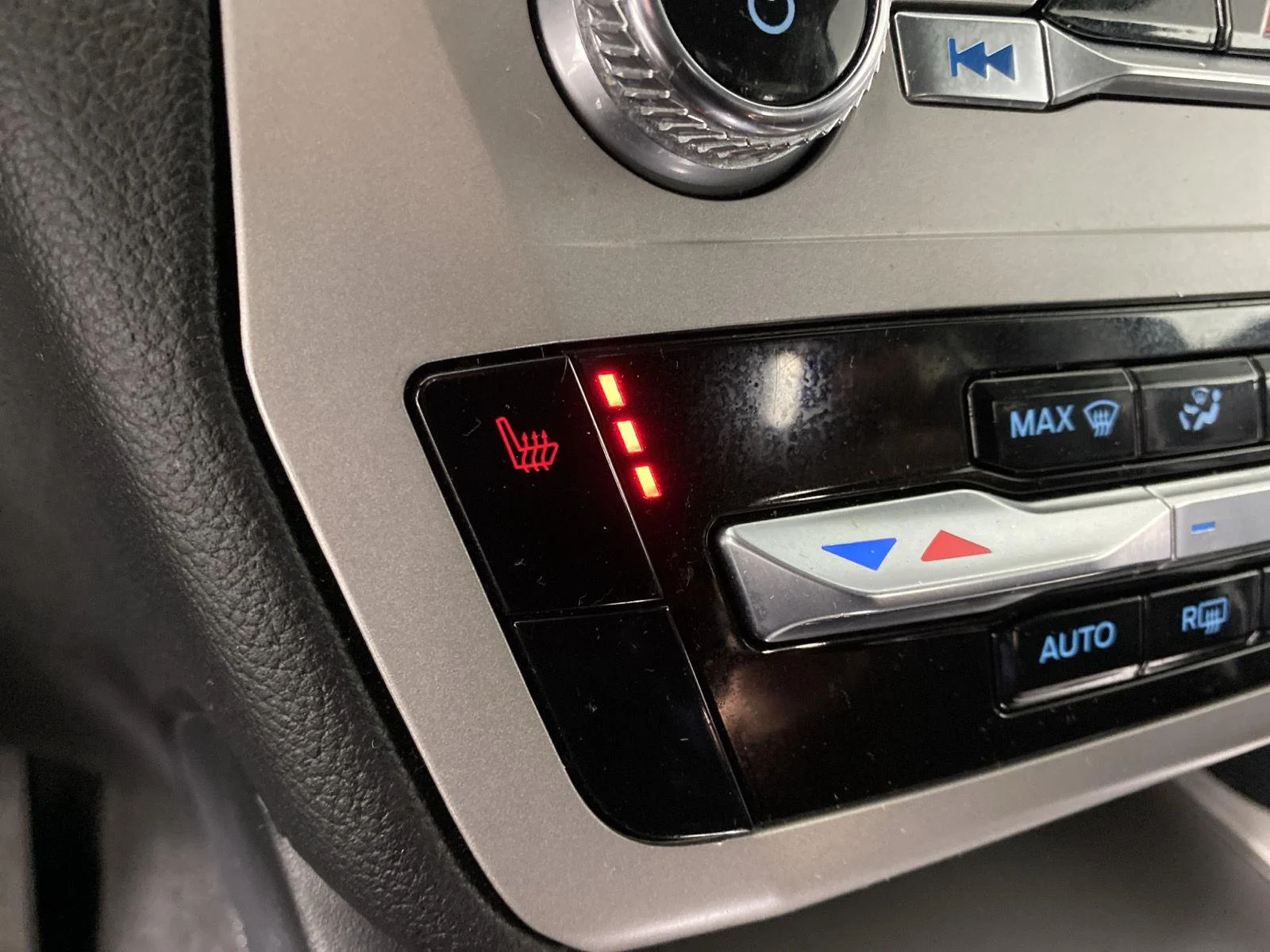 Used 2024 Carbonized Gray Ford XLT image 30