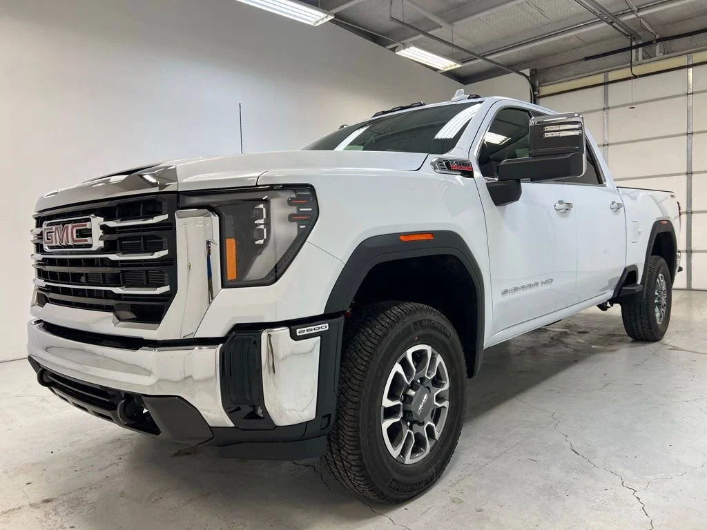 2026 GMC Sierra 2500HD SLT - Photo 11