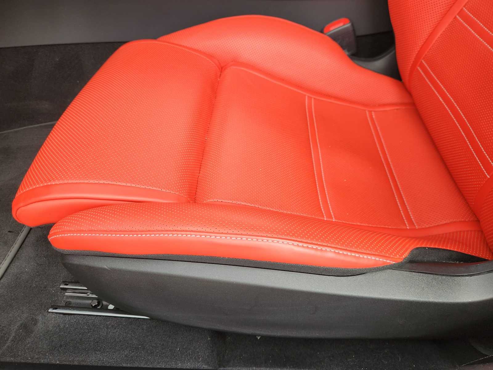 Certified Used 2025 MANUFAKTUR Alpine Grey Mercedes-Benz AMG® SL 43 image 21