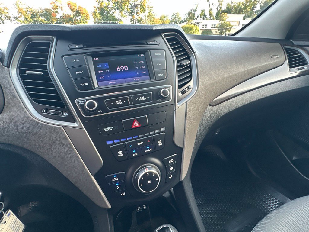 2017 Hyundai Santa Fe Sport - Photo 16