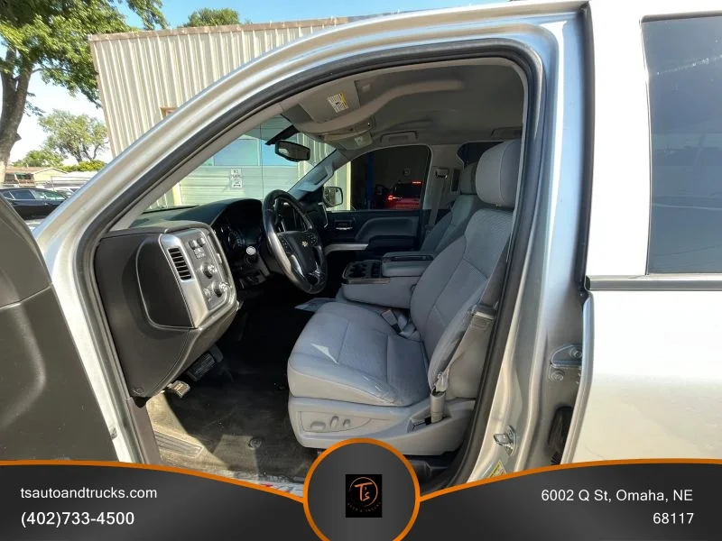 Used 2015 Silver Chevrolet Z71 LT Pickup 4D 5 3/4 ft image 13