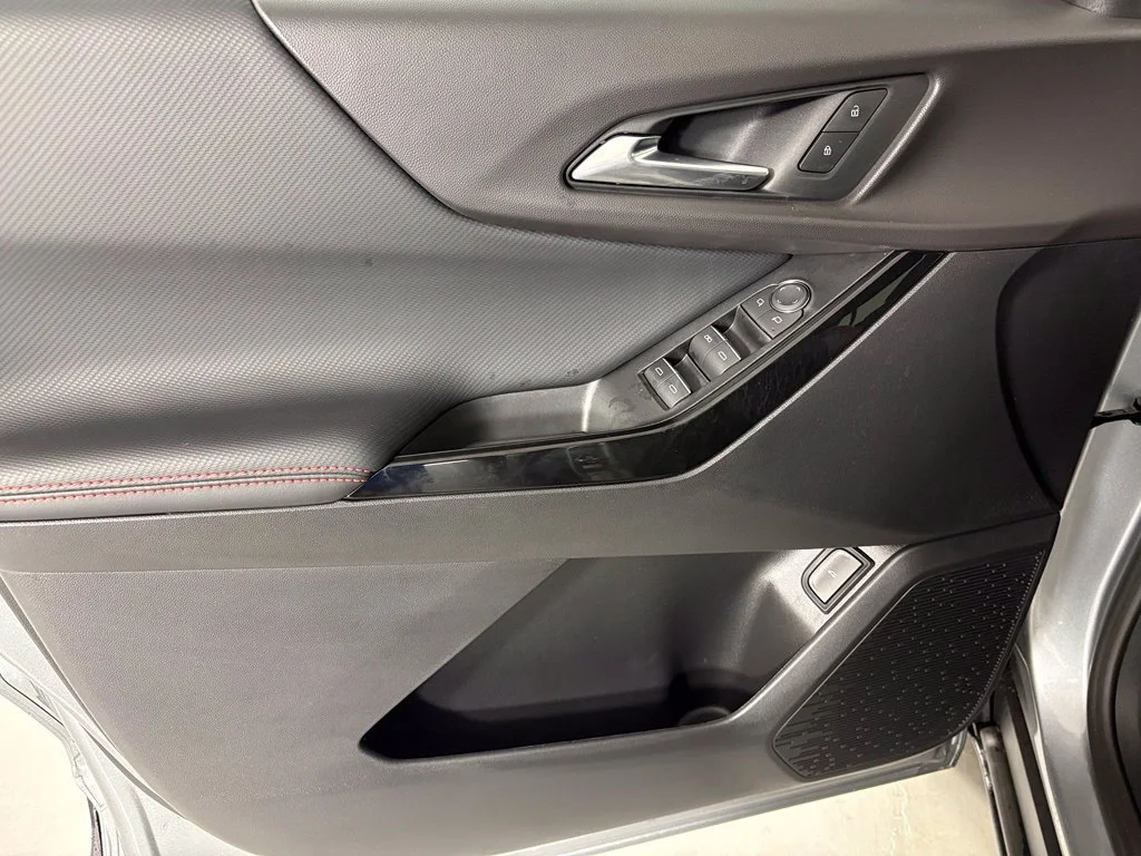 2027 Chevrolet Equinox RS - Photo 17