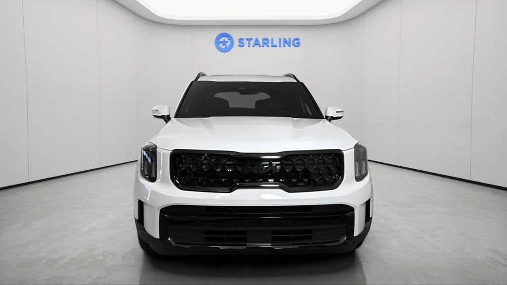 Used 2025 White Kia EX X-Line image 15