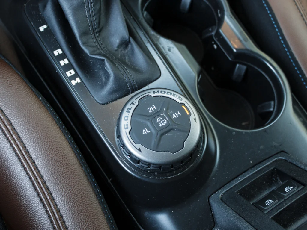 Used 2024 Carbonized Gray Metallic Ford Outer Banks image 18