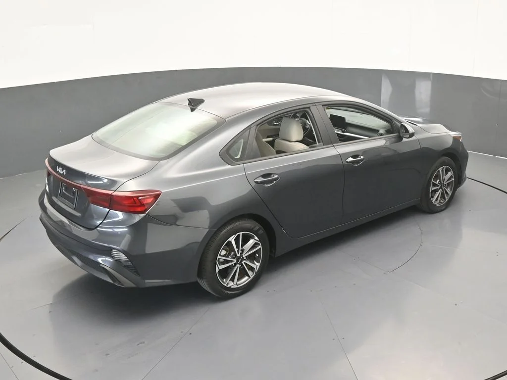 Used 2023 Gravity Gray Kia LXS image 41