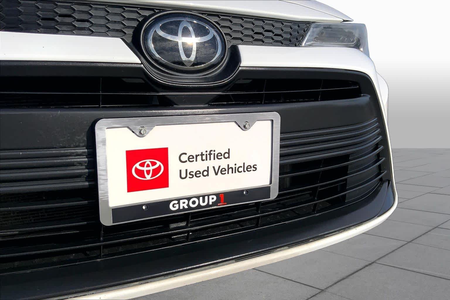 Used 2024 Ice Cap Toyota LE image 29