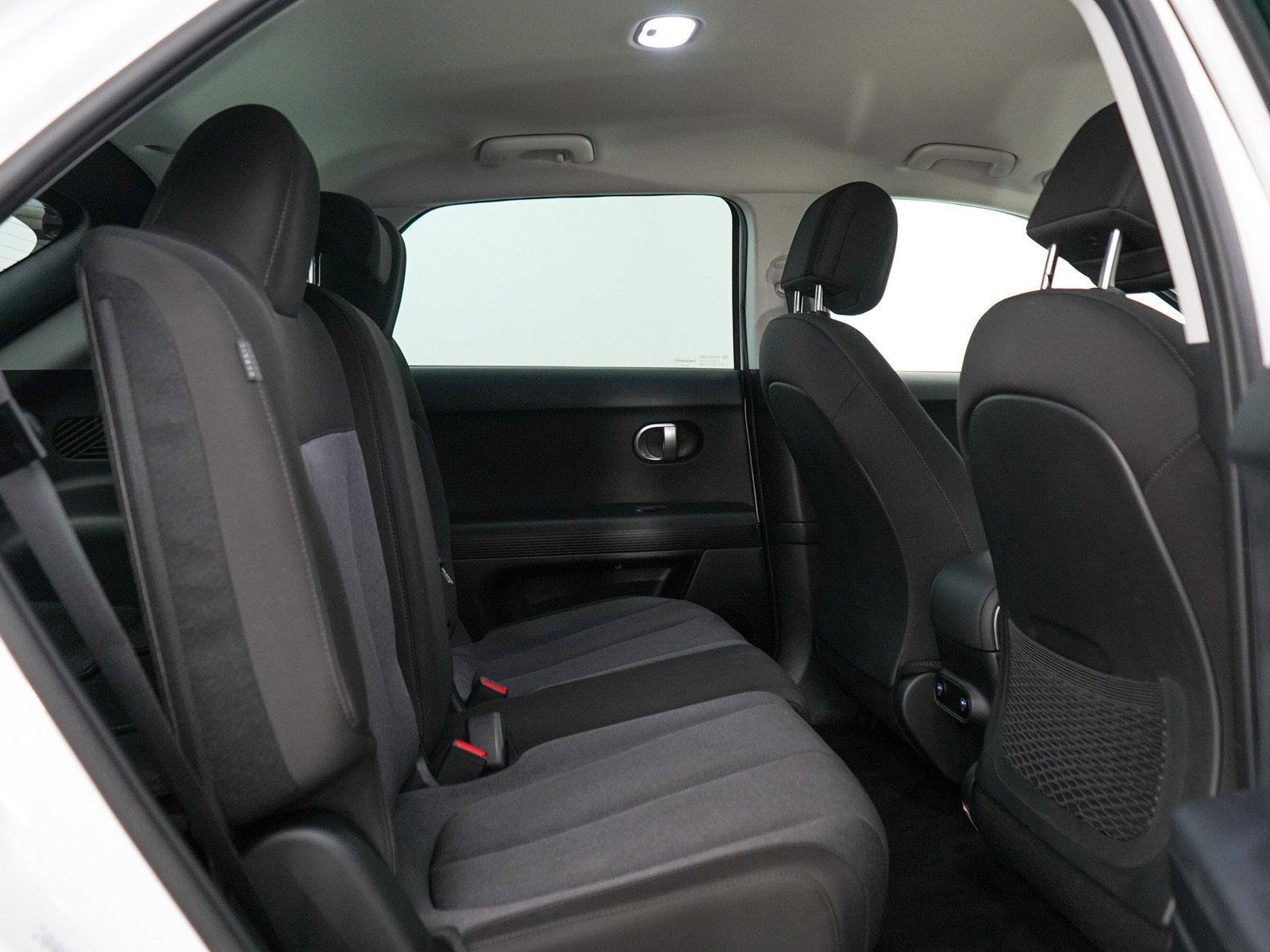 2024 Hyundai IONIQ 5 SEL - Photo 12
