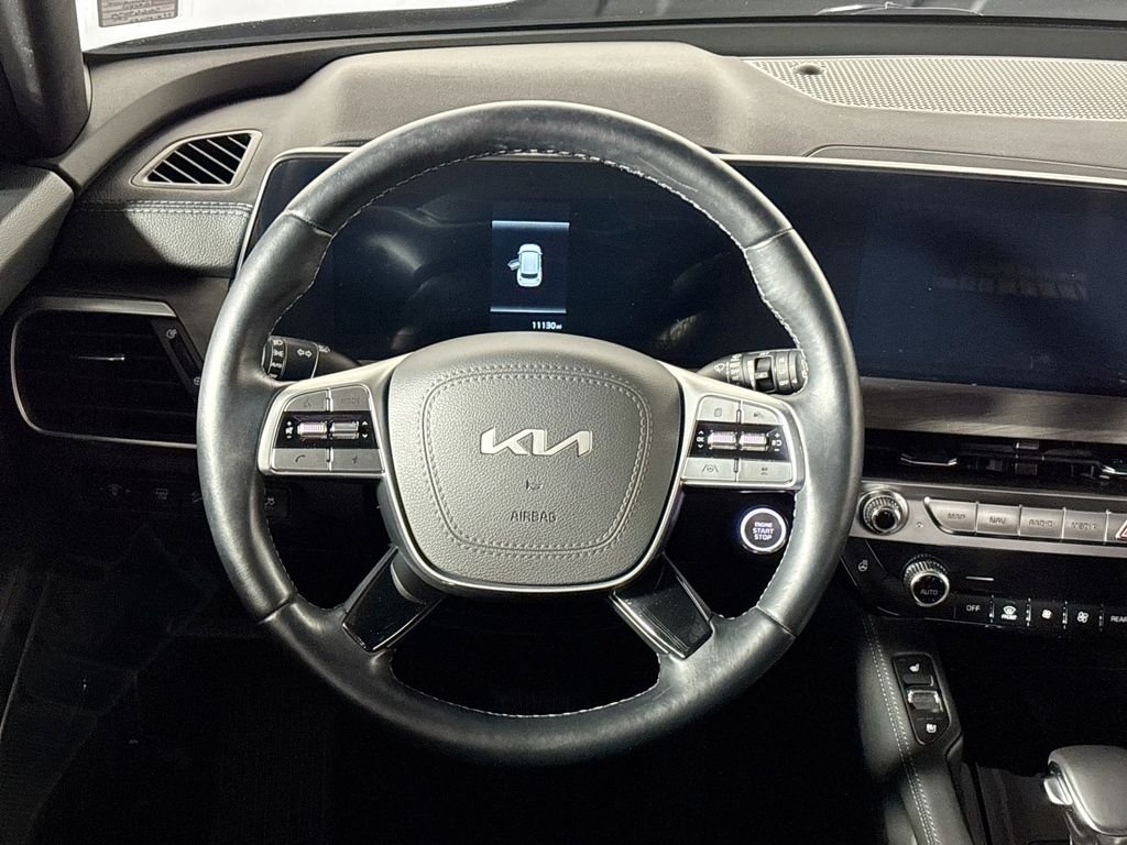 Used 2025 Green Kia EX X-Pro image 13