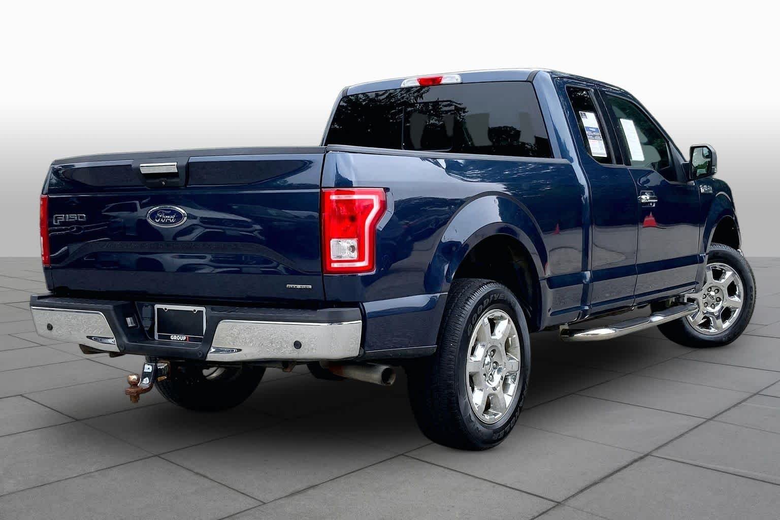 Used 2015 Blue Jeans Metallic Ford XLT image 13