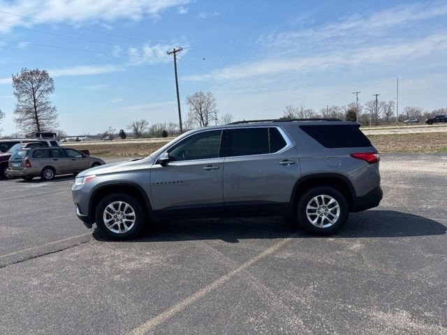 Used 2020 Chevrolet Traverse 1LT with VIN 1GNERGKWXLJ205286 for sale in Columbia, IL