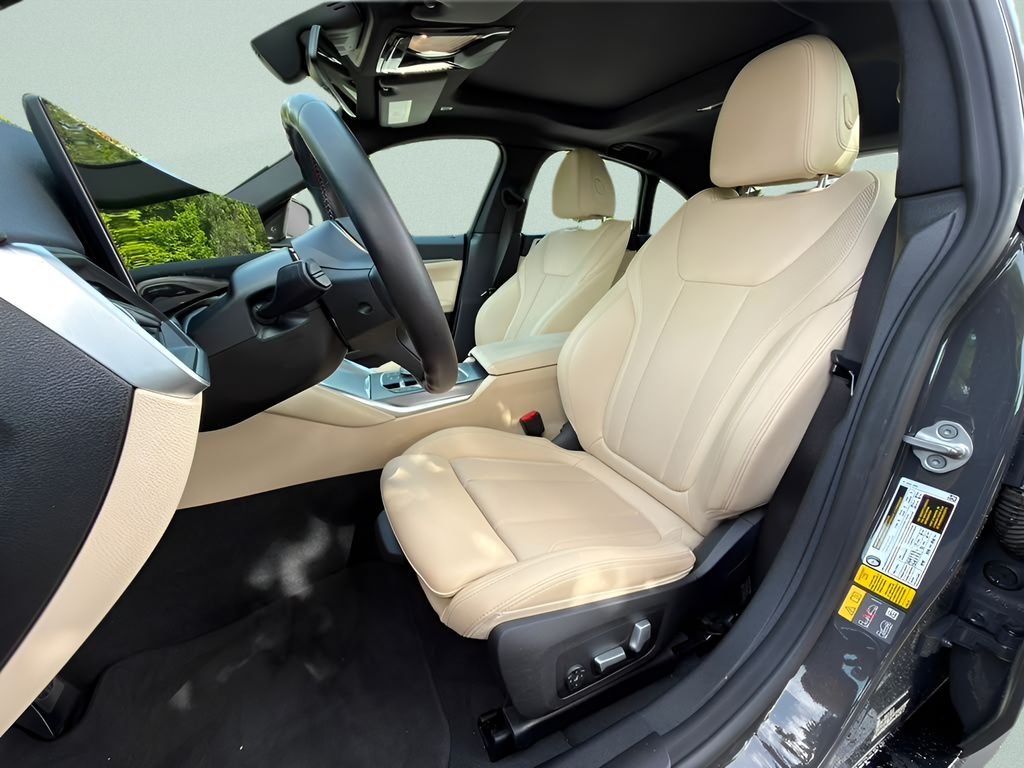 Certified Used 2023 Dravit Grey Metallic BMW M50 image 10