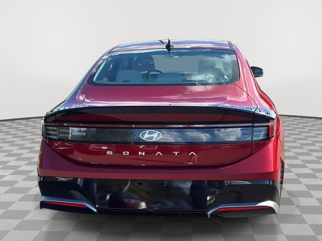 Certified Used 2025 Ultimate red Hyundai SEL image 6