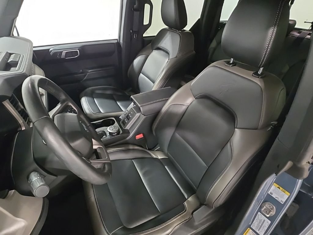 Used 2025 Azure Gray Metallic Ford Outer Banks image 22
