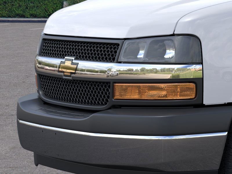 2026 Chevrolet Express Cargo Work Van - Photo 13