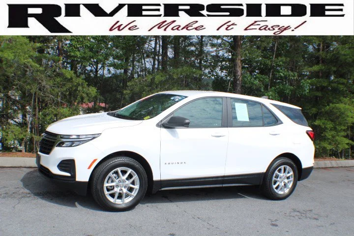 Used 2024 Summit White Chevrolet LS image 4