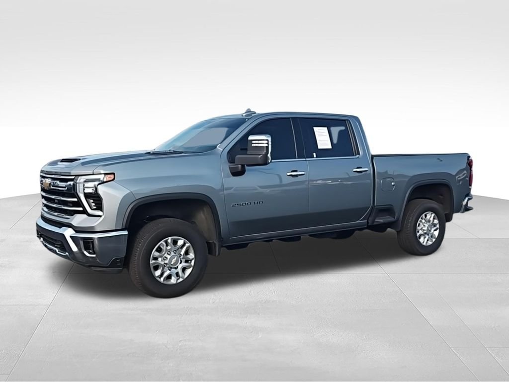 Used 2024 Gray Chevrolet LTZ image 5