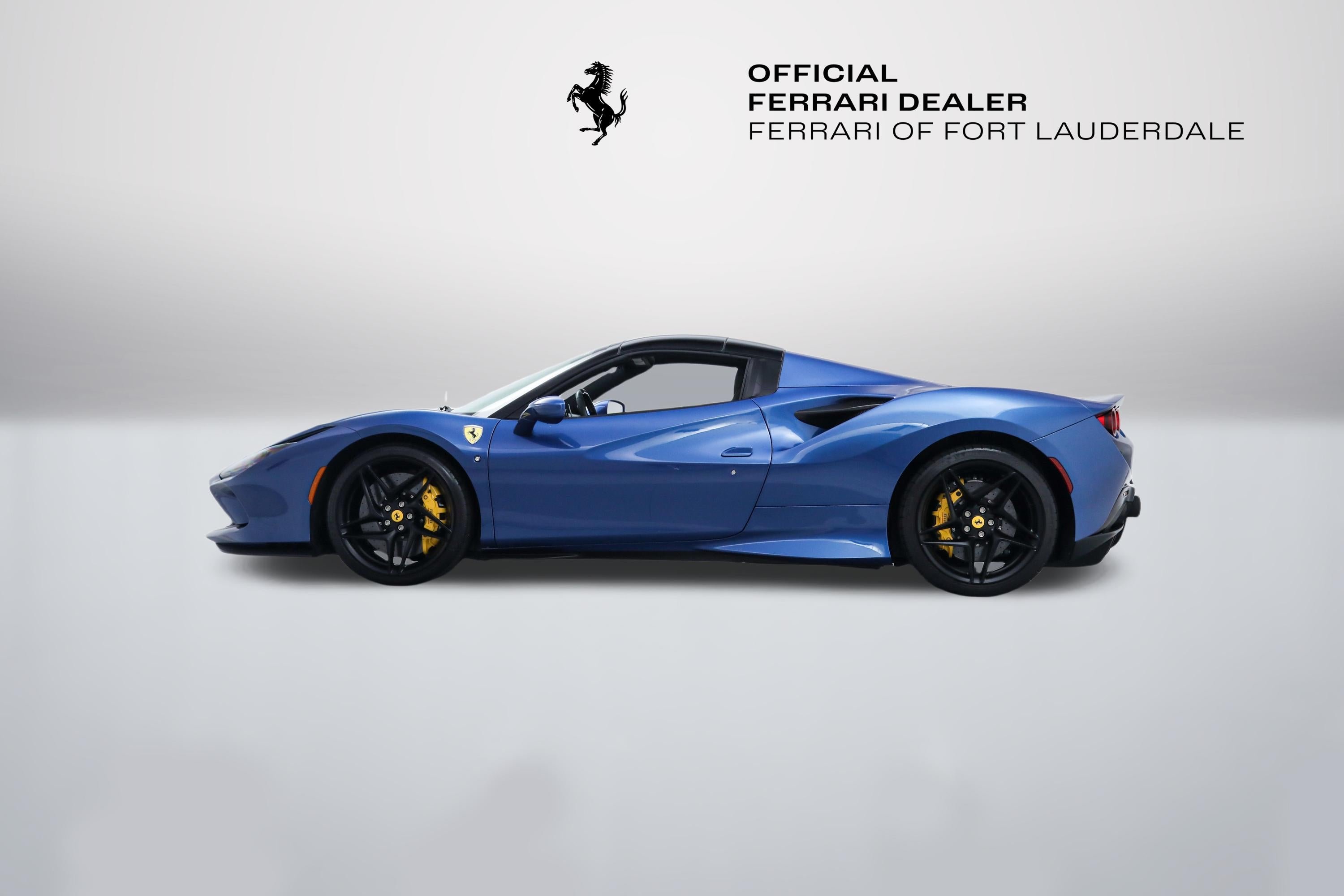 Certified Used 2023 Blu Mirabeau Ferrari  image 7