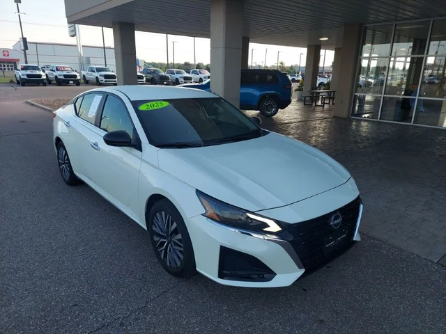 2025 Nissan Altima 2.5 SV