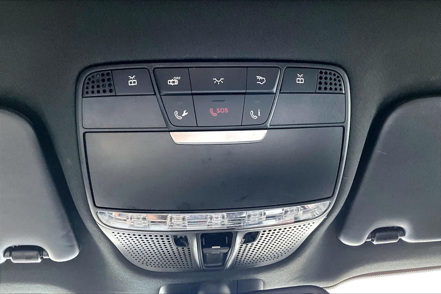Used 2018 Black Mercedes-Benz GLC 300 image 35