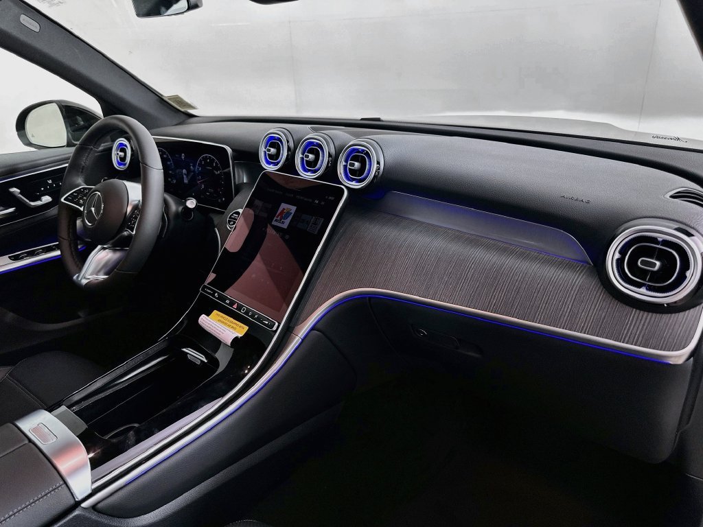 New 2027 Black Mercedes-Benz GLC 300 image 60